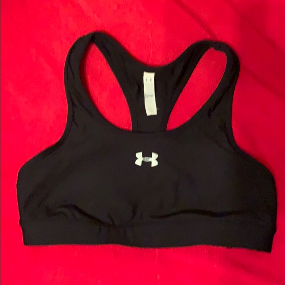 🌺 Under Armour Sports Bra